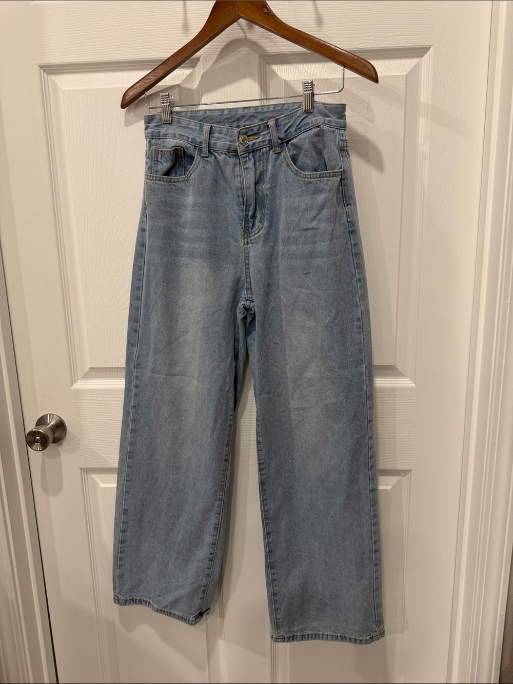 Shein Women’s Blue wide leg Jeans size Medium